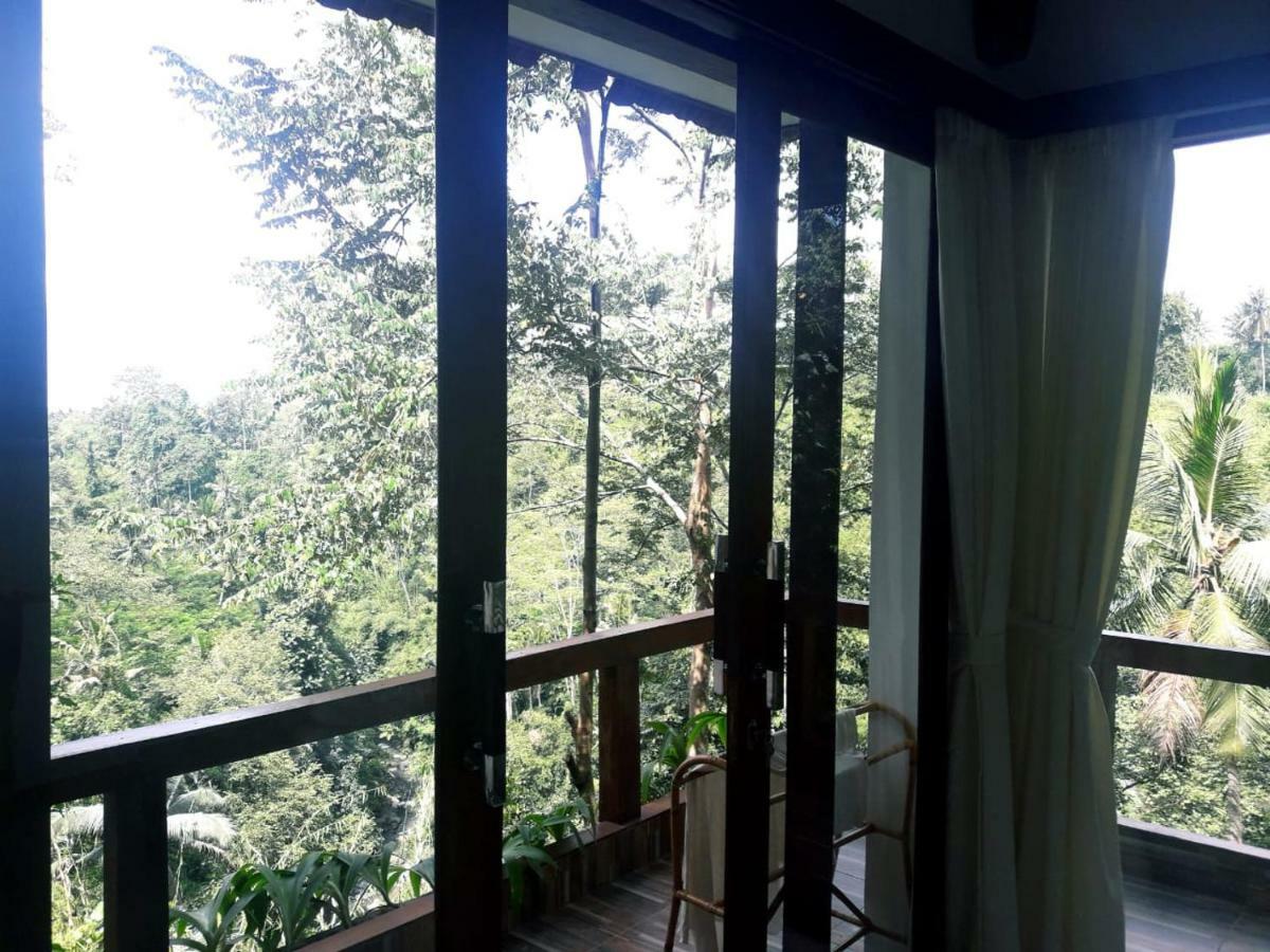 Ubud River Side House Hotel Exterior photo